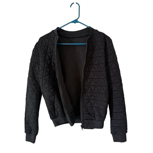 SHEIN Jackets & Blazers - SHEIN Bomber Jacket Black Quilted Triangle Zip Up Womens XS